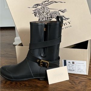 Burberry Rainboots- Authentic